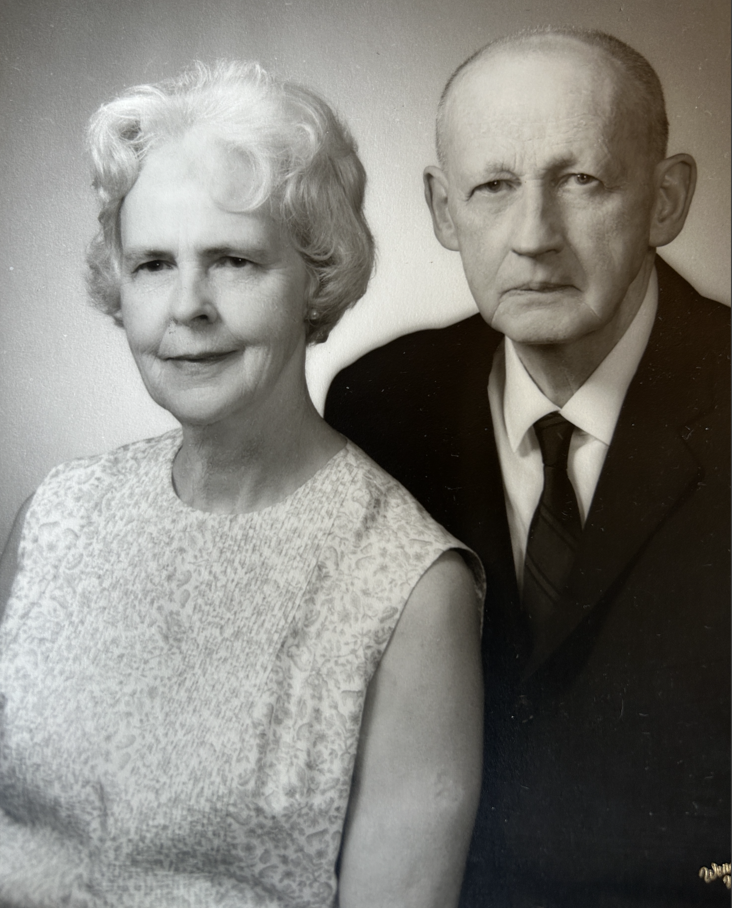 Louis and Eleanor Donahue in later years